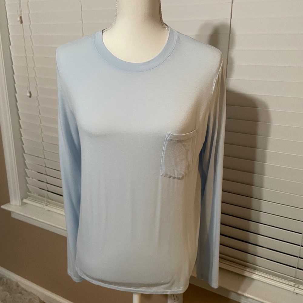 Light blue long sleeve top